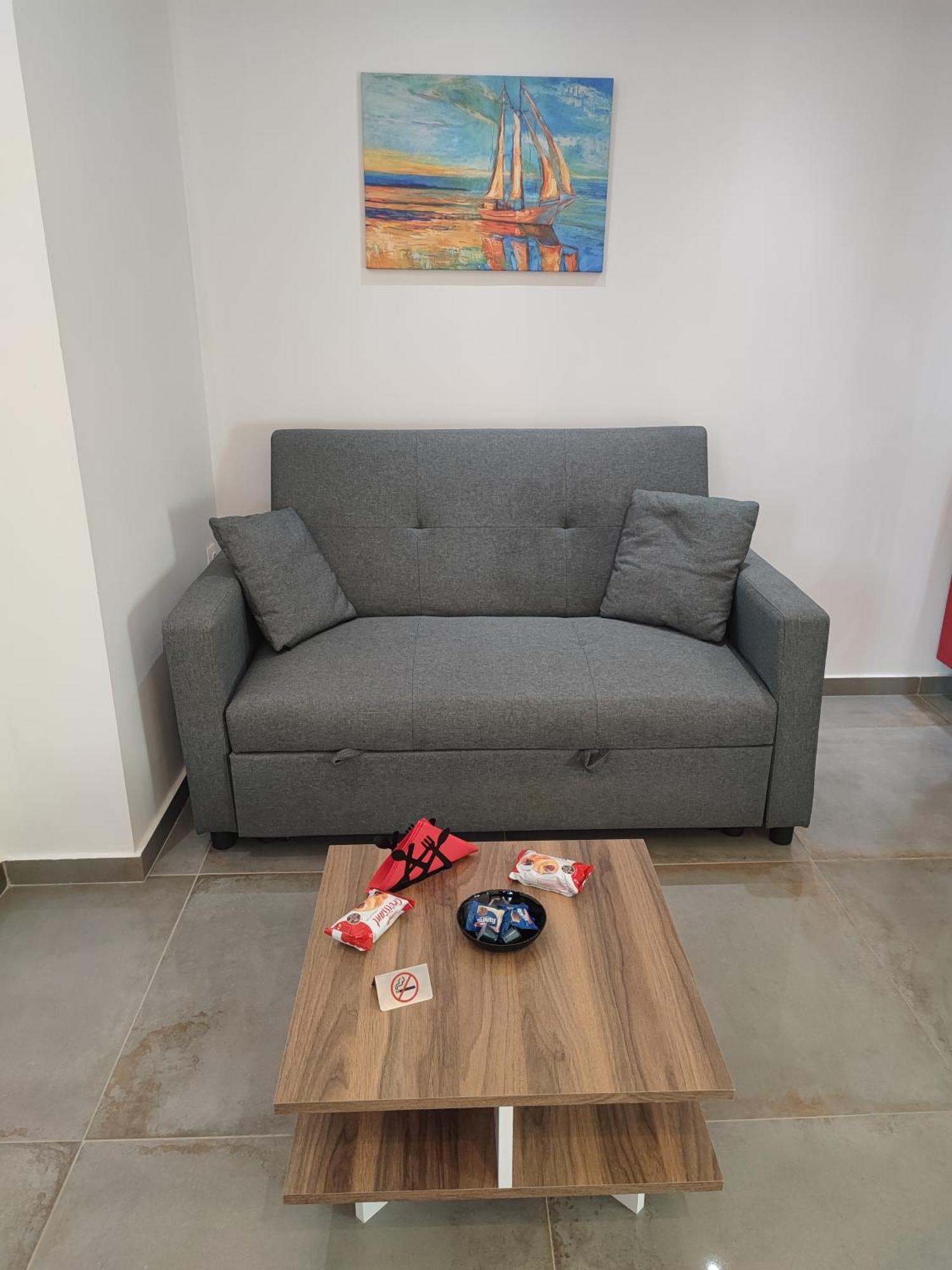 Theasis 5 Luxury Studio With Sea View 네오스마르마라스 외부 사진